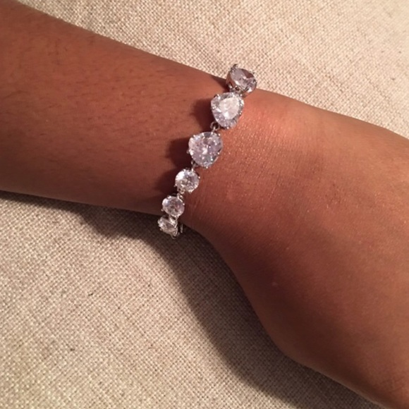 Juicy Couture Tennis Bracelet. - Picture 7 of 7